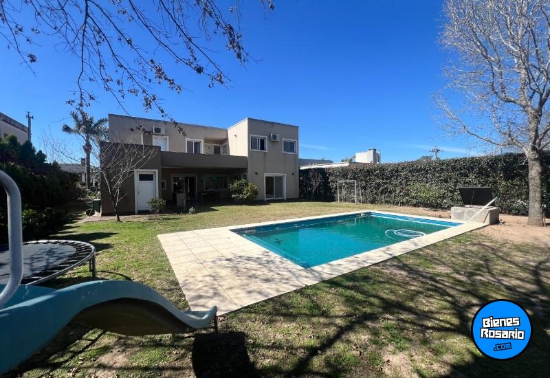 Casas - Funes - Venta