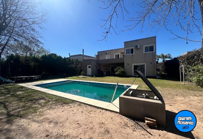 Casas - Funes - Venta