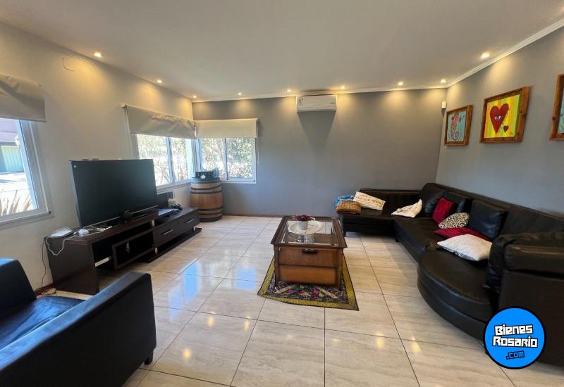 Casas - Funes - Venta