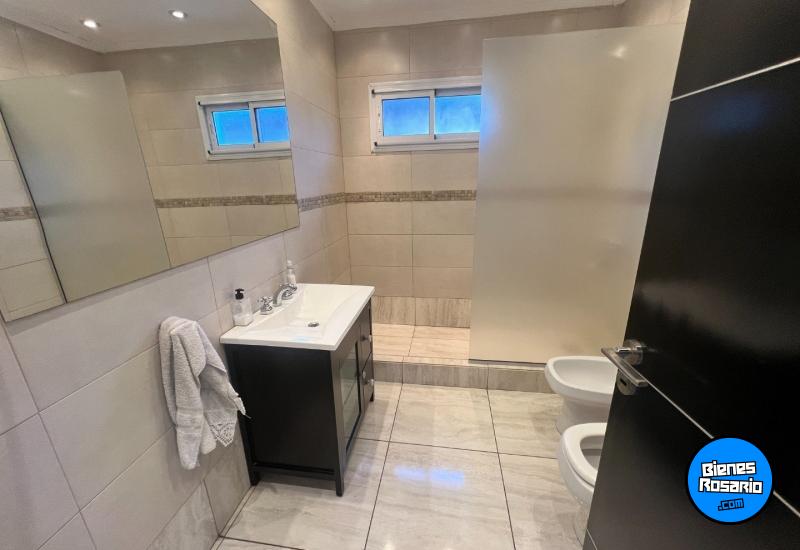 Casas - Funes - Venta