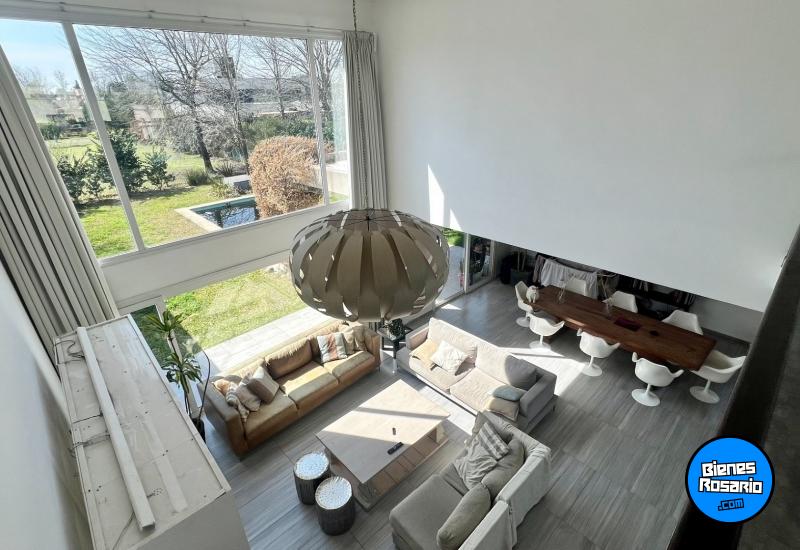 Casas - Funes - Venta