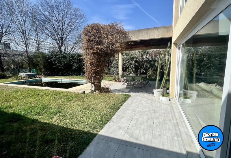 Casas - Funes - Venta