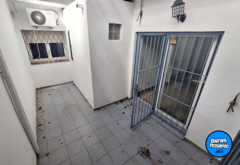 Departamentos de pasillo - Rosario - Venta