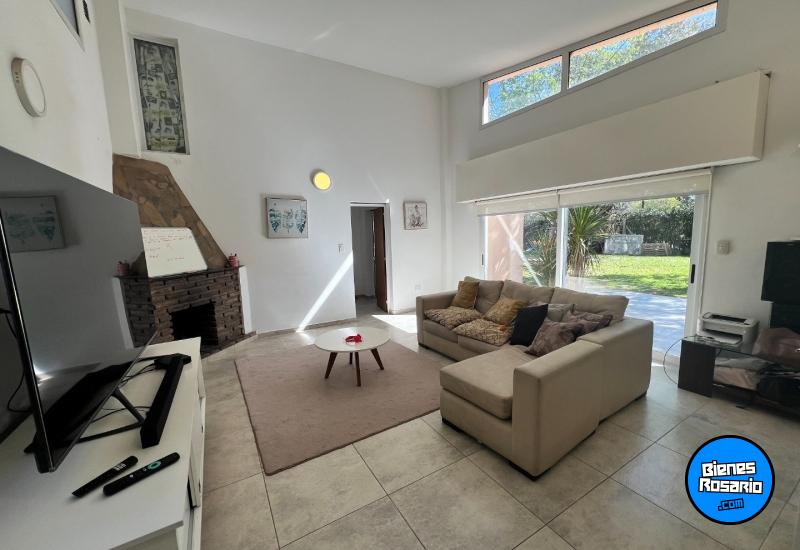 Casas - Funes - Venta