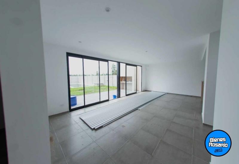 Casas - San Lorenzo - Venta