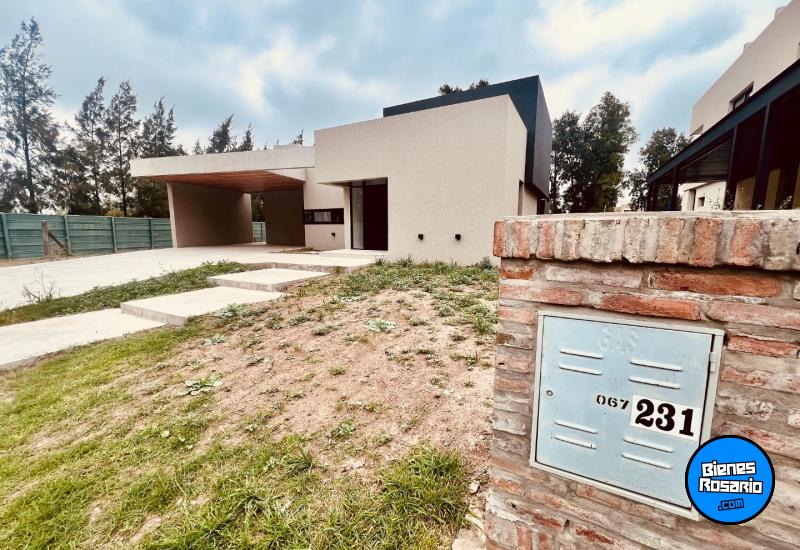 Casas - Funes - Venta