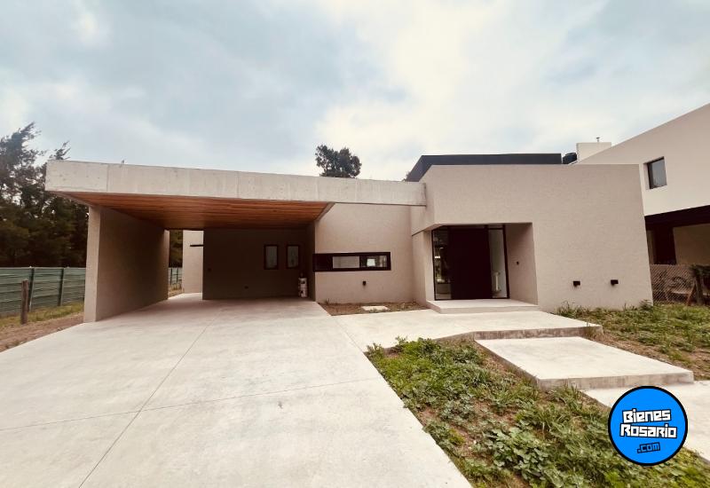 Casas - Funes - Venta