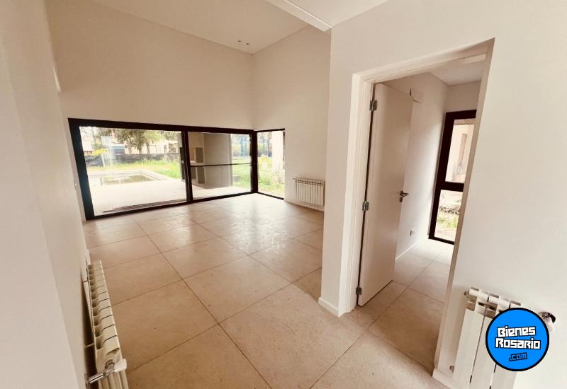 Casas - Funes - Venta