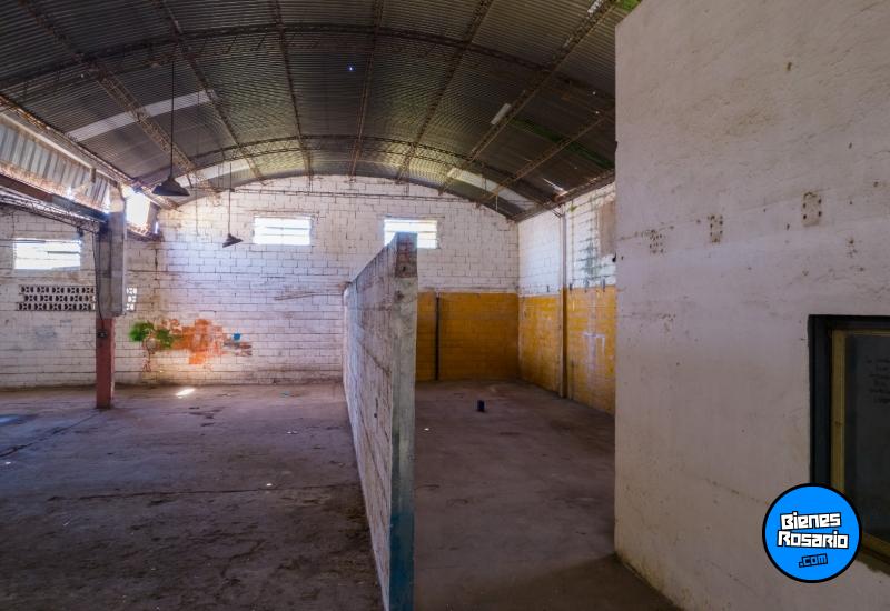 Galpones / Depósitos - San Lorenzo - Venta