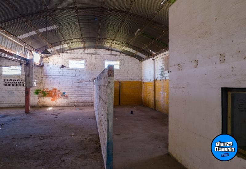 Galpones / Depósitos - San Lorenzo - Venta