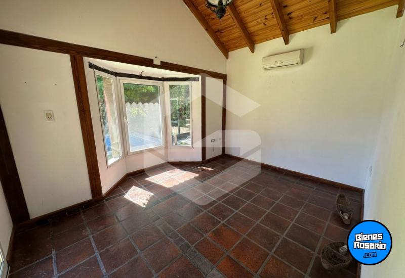 Casas - Funes - Venta