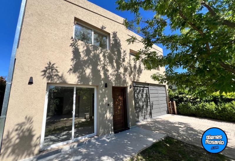 Casas - Funes - Venta