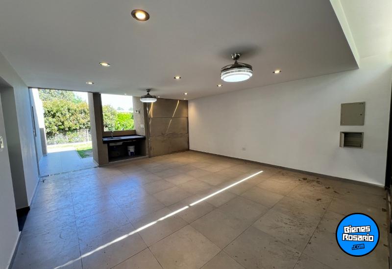 Casas - Funes - Venta