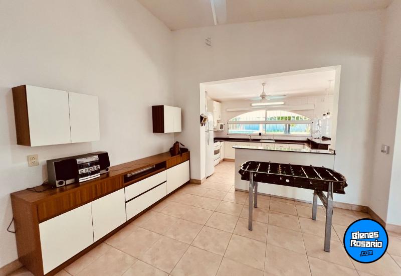 Casas - Funes - Venta
