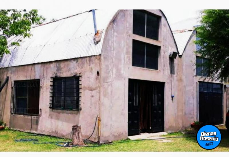 Casas - Alvarez - Venta