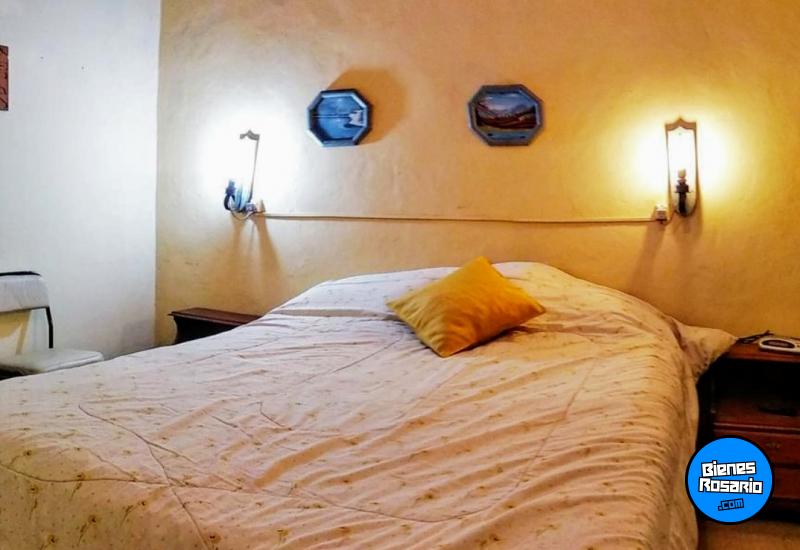 Casas - Alvarez - Venta