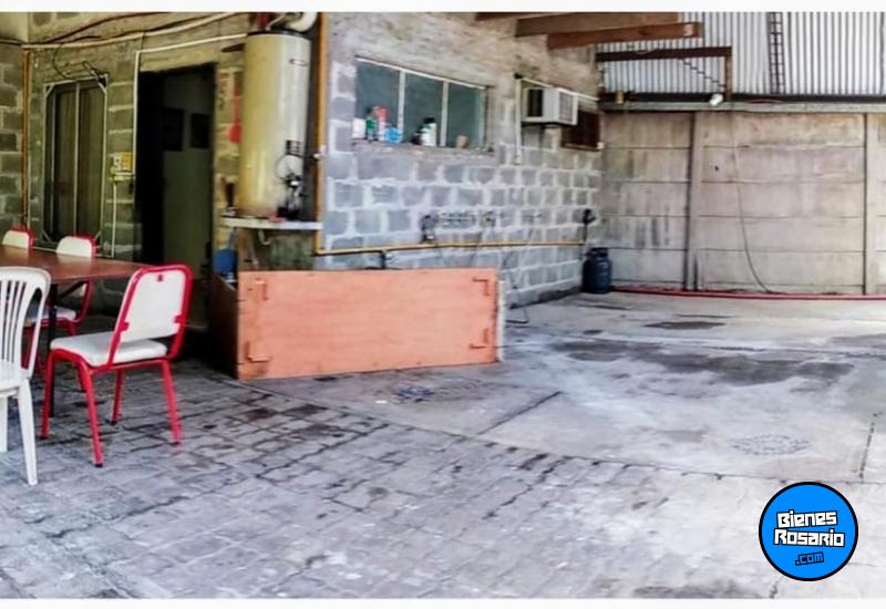 Casas - Alvarez - Venta