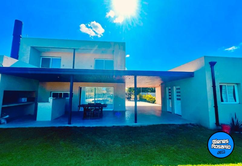 Casas - Funes - Venta