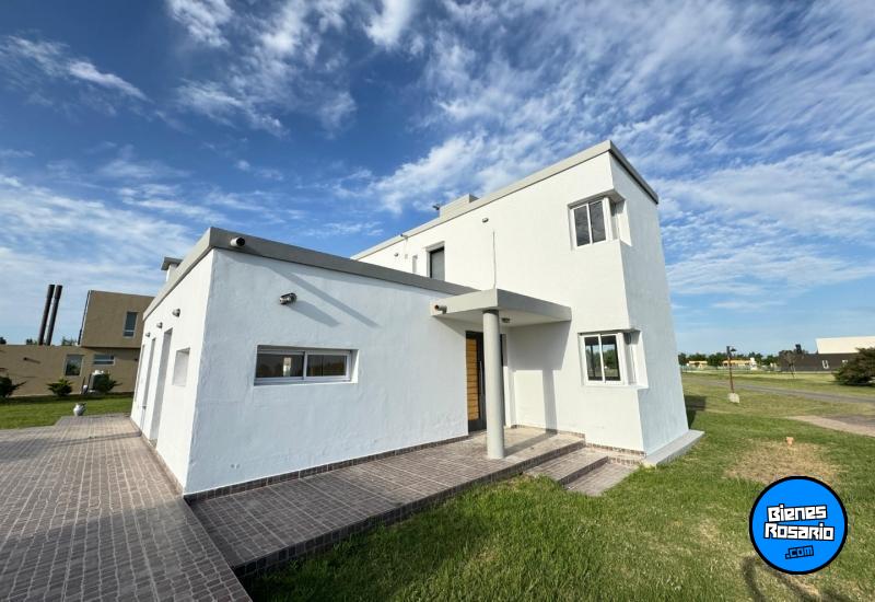 Casas - Funes - Venta