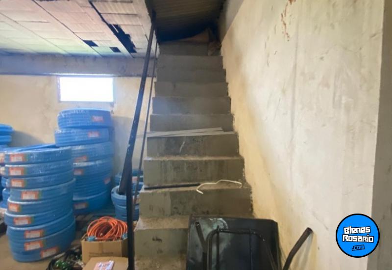 Galpones / Depósitos - Rosario - Venta