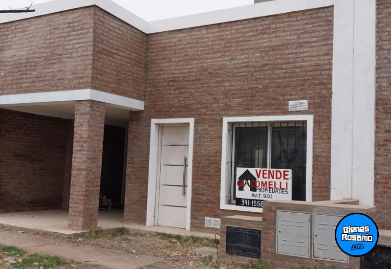 Casas - Alvarez - Venta