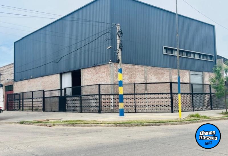 Galpones / Depósitos - Rosario - Venta