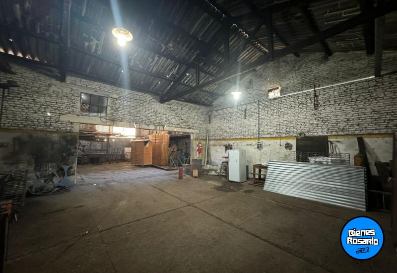Galpones / Depósitos - Rosario - Venta