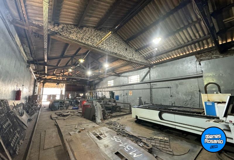 Galpones / Depósitos - Rosario - Venta