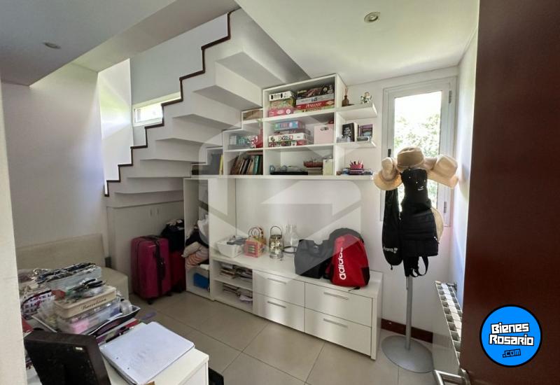 Casas - Funes - Venta