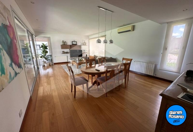Casas - Funes - Venta