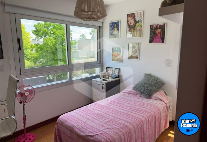 Casas - Funes - Venta
