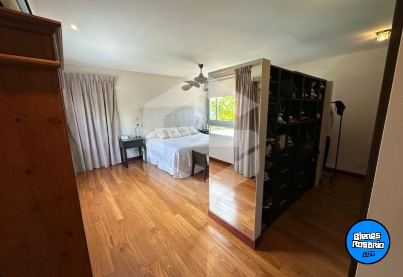 Casas - Funes - Venta