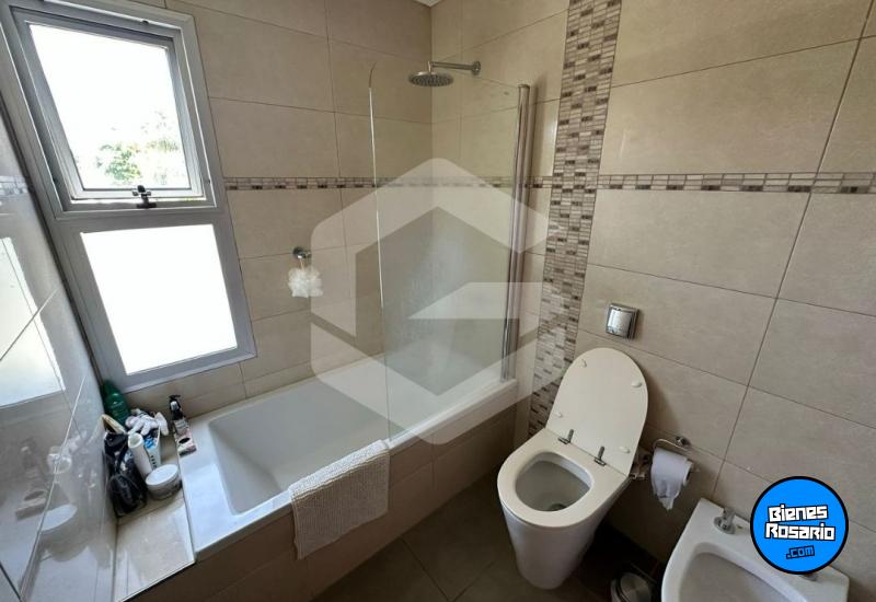 Casas - Funes - Venta