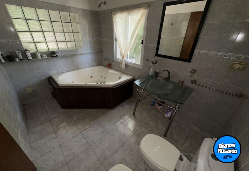 Casas - Funes - Venta