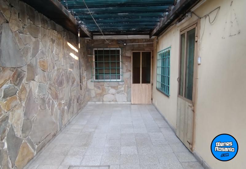 Departamentos de pasillo - Rosario - Venta