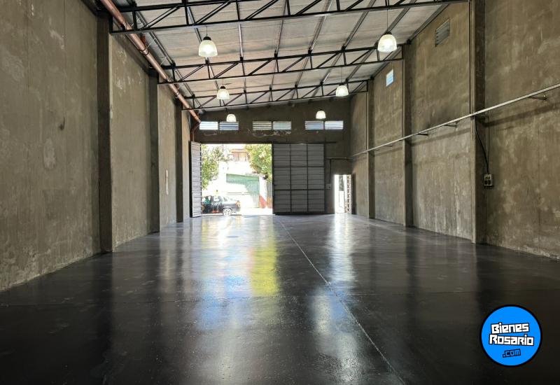Galpones / Depósitos - Rosario - Venta