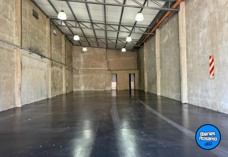 Galpones / Depósitos - Rosario - Venta