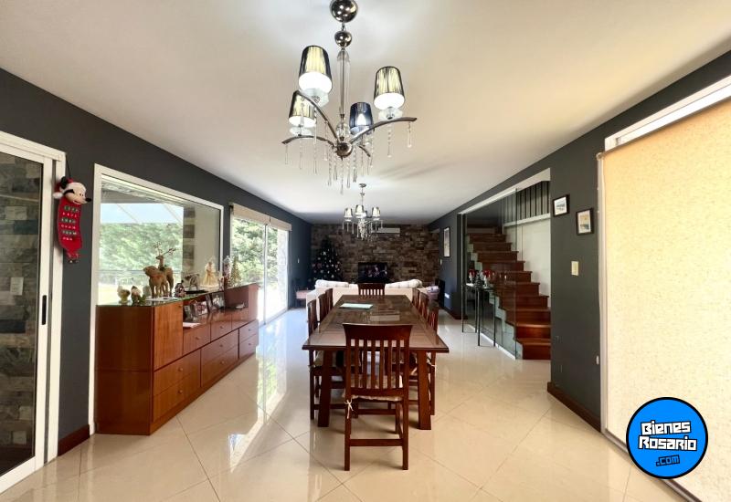 Casas - Funes - Venta