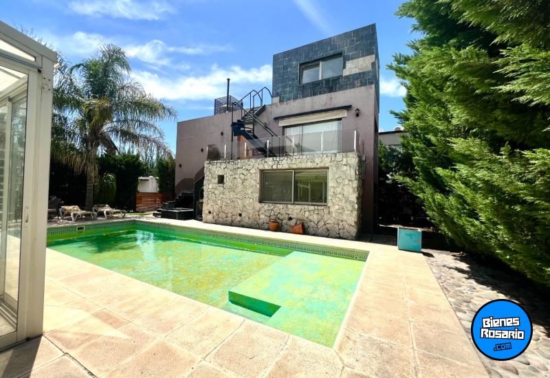 Casas - Funes - Venta