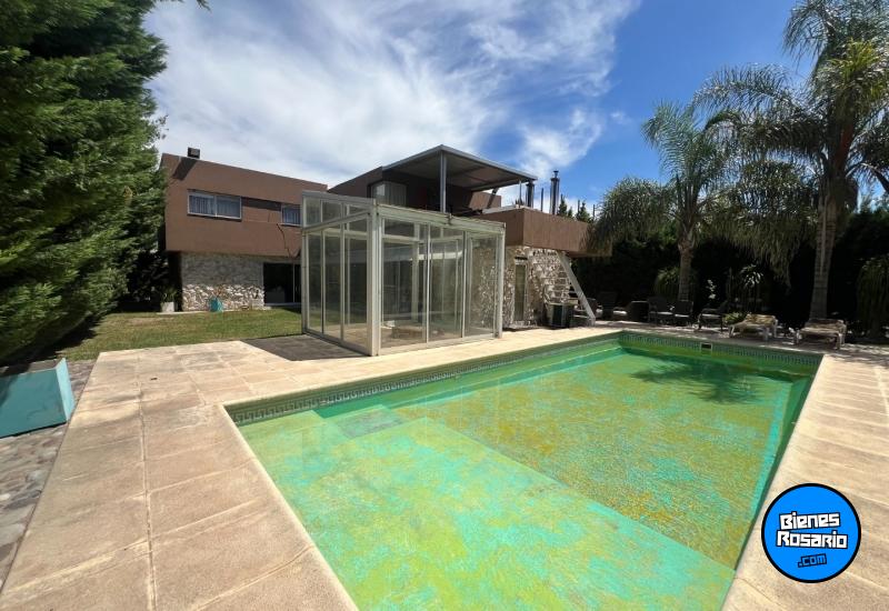 Casas - Funes - Venta