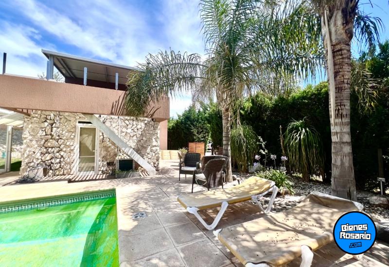 Casas - Funes - Venta