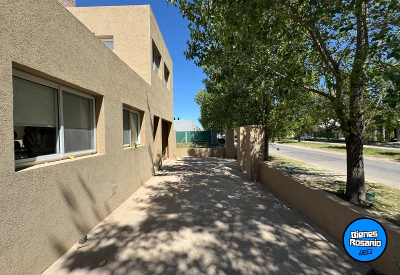 Casas - Roldan - Venta
