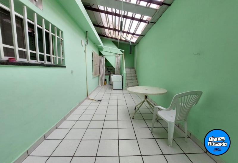 Departamentos de pasillo - Rosario - Venta