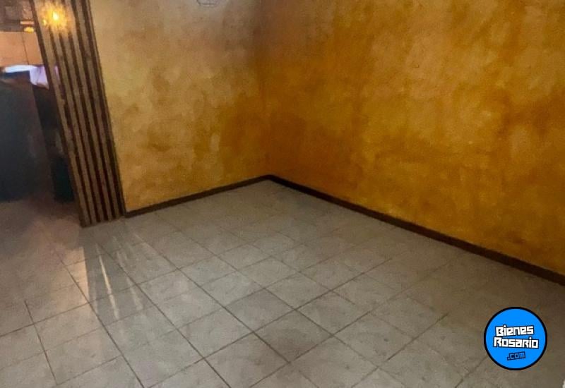 Casas - Alvarez - Venta