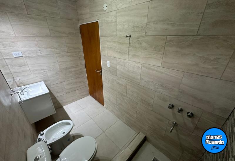 Casas - Rosario -  Alquiler