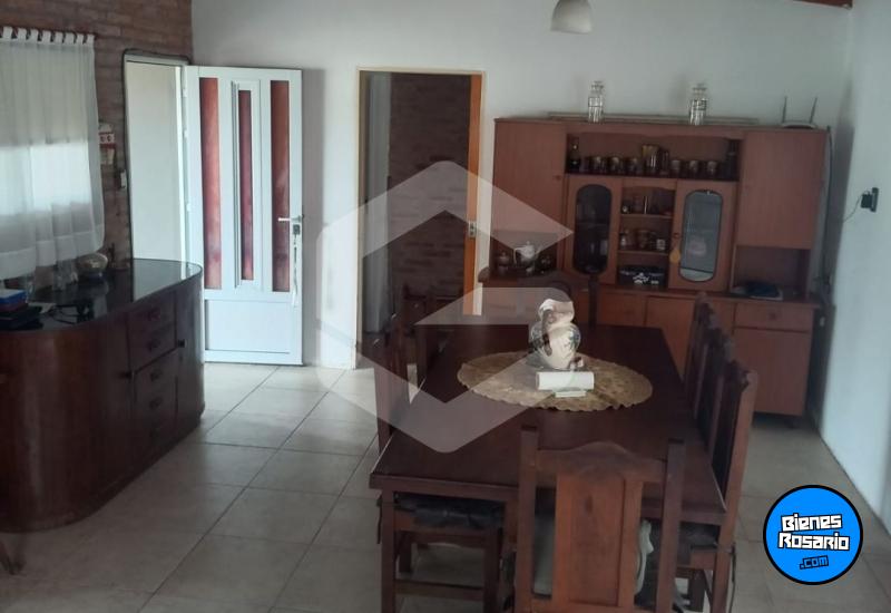 Casas - Funes - Venta