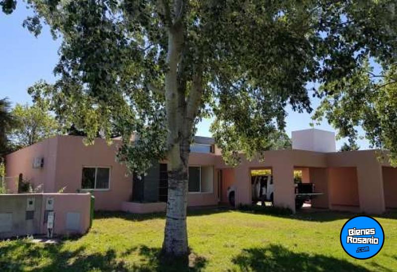 Casas - Pueblo Esther -  Alquiler