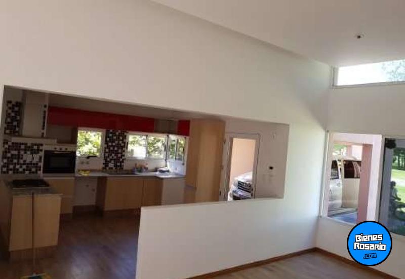 Casas - Pueblo Esther -  Alquiler
