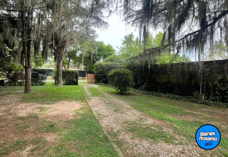 Casas - Funes - Venta