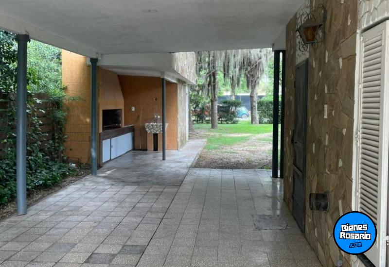 Casas - Funes - Venta